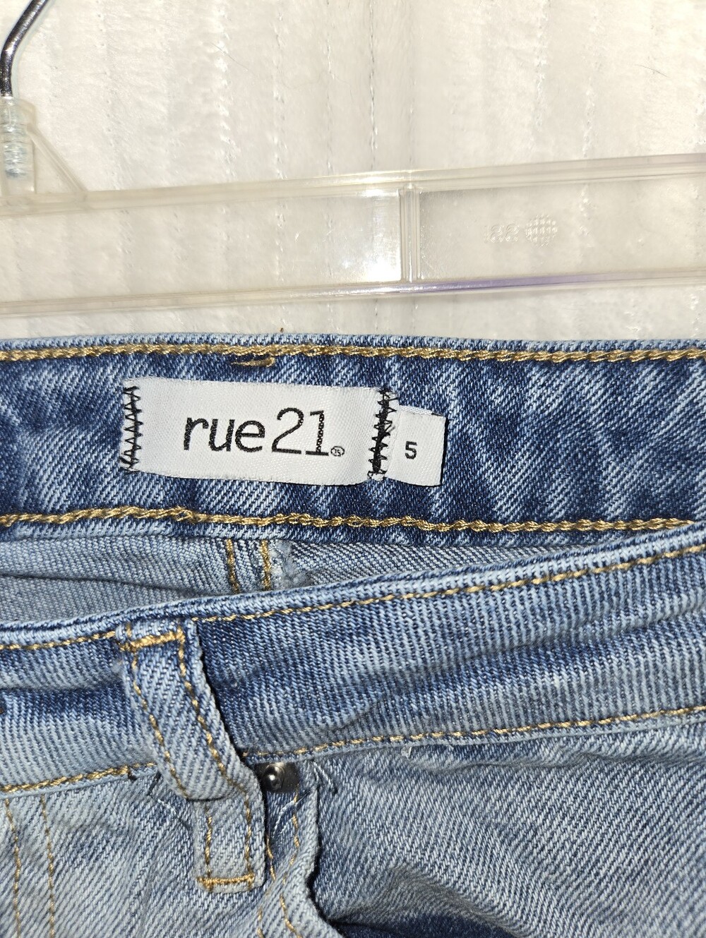 Two Tone Rippes Jeans - 5 - Picture 4 of 4